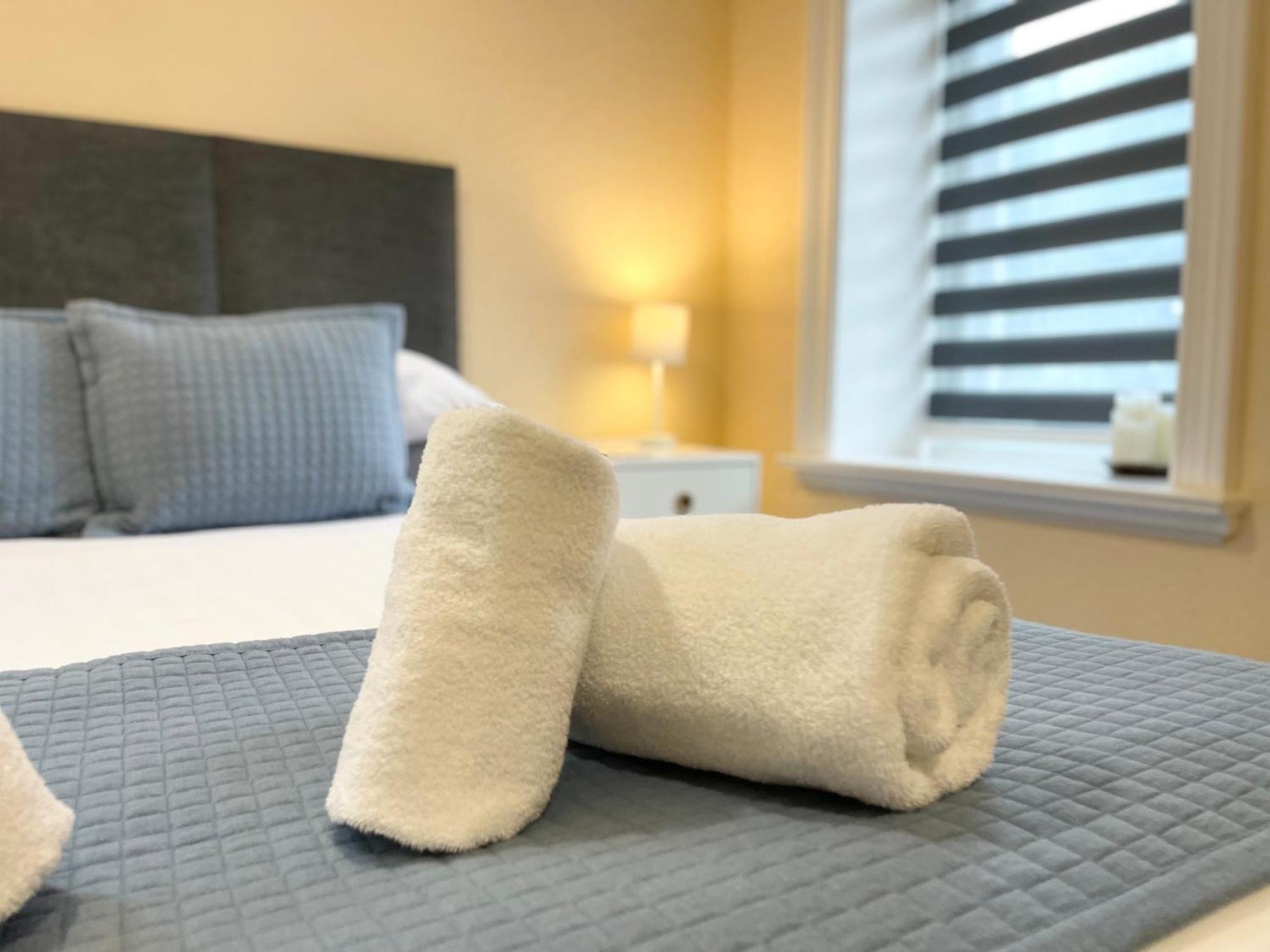 Apartamento Beautiful 1 Bedroom Self Contained Apartment, Allocated Parking, Gym And Pool Table, Near To Seafront And Highstreet - Brought To By Coastline Retreats *